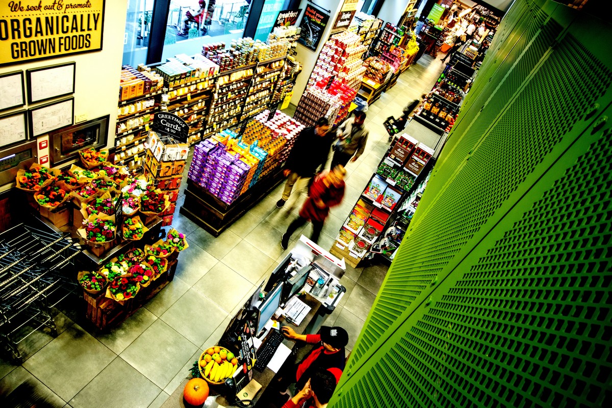 Grocery store POS at a counter in a grocery store